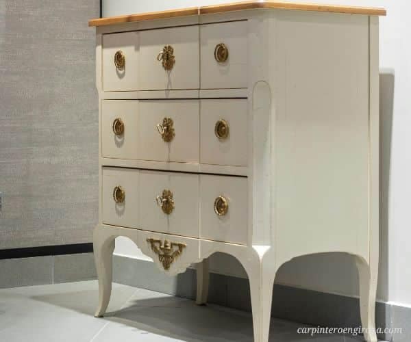 restauracion de muebles de madera antiguos