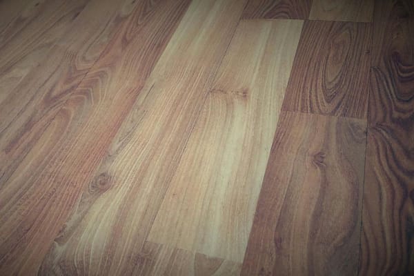 Expertos en reparación e instalación de suelos de madera en Girona