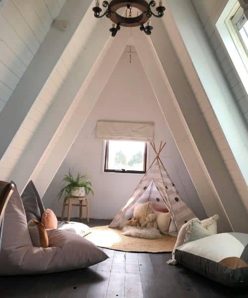 Montaje de techos con vigas de madera en Girona